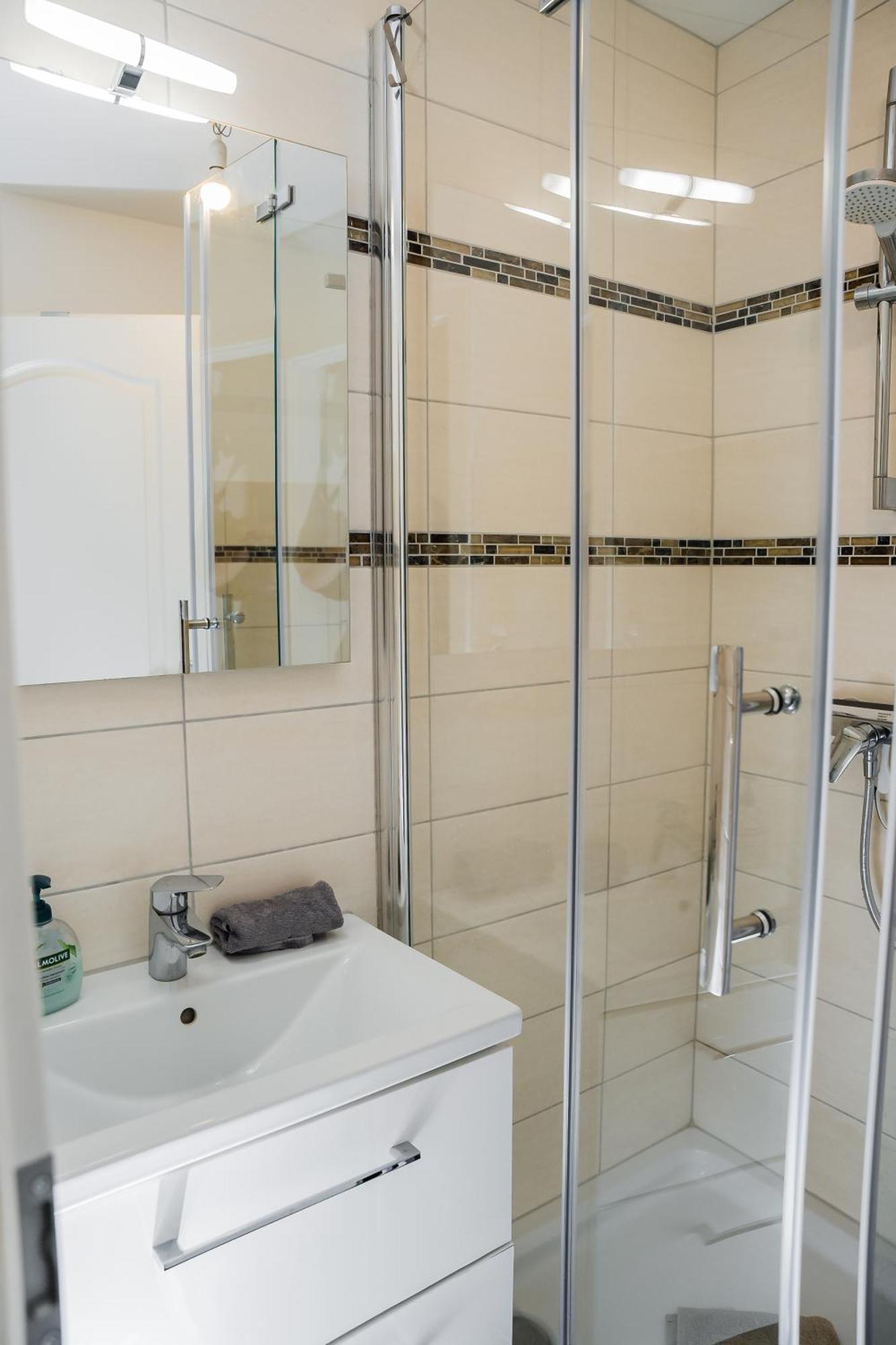 Cozy And Central Apartment Luebeck Luaran gambar